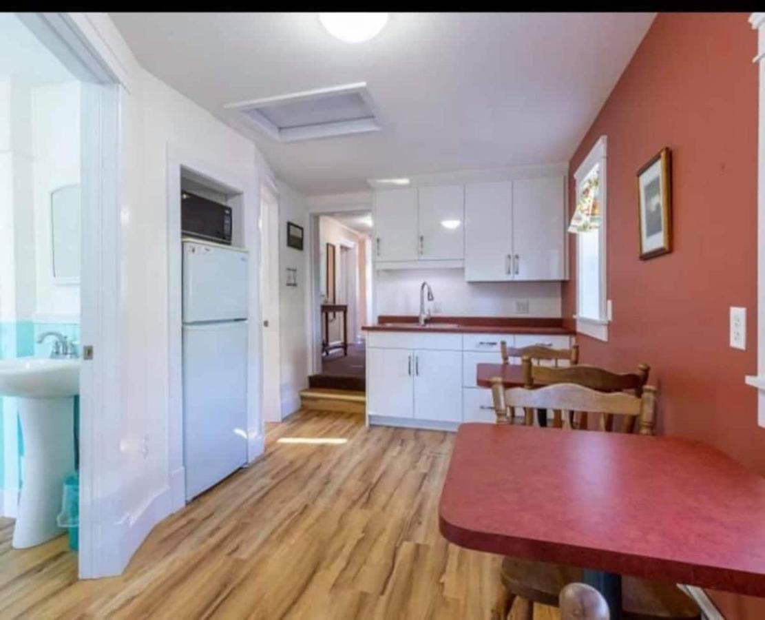 Sunny Home B&B Charlottetown Bagian luar foto